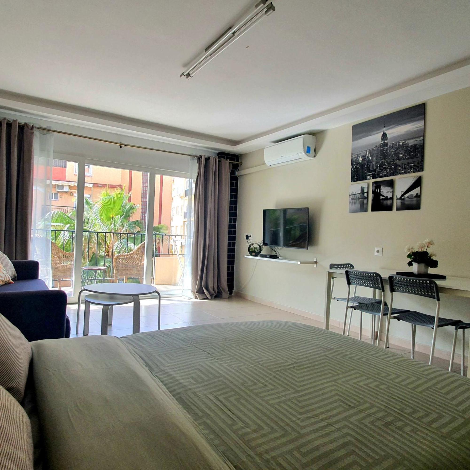 Studio In City Fuengirola Exteriör bild